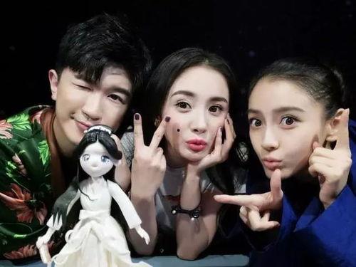 娱乐圈的吃瓜闺蜜组cp,瓜田里的甜蜜故事